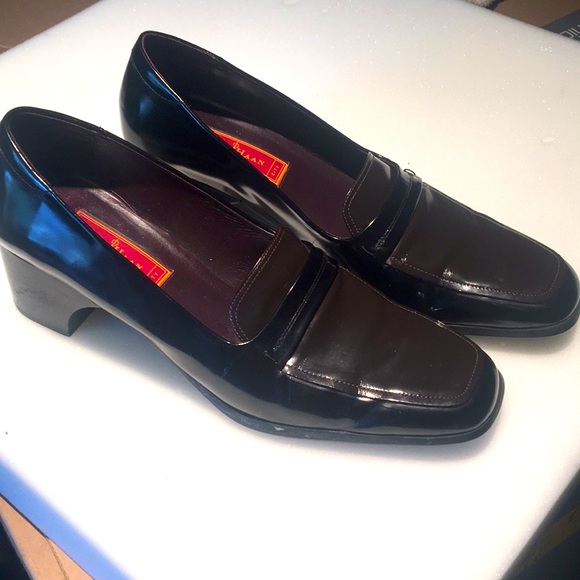 Cole Haan Vintage Brazil Black/Brown Heels 10B - Picture 1 of 6